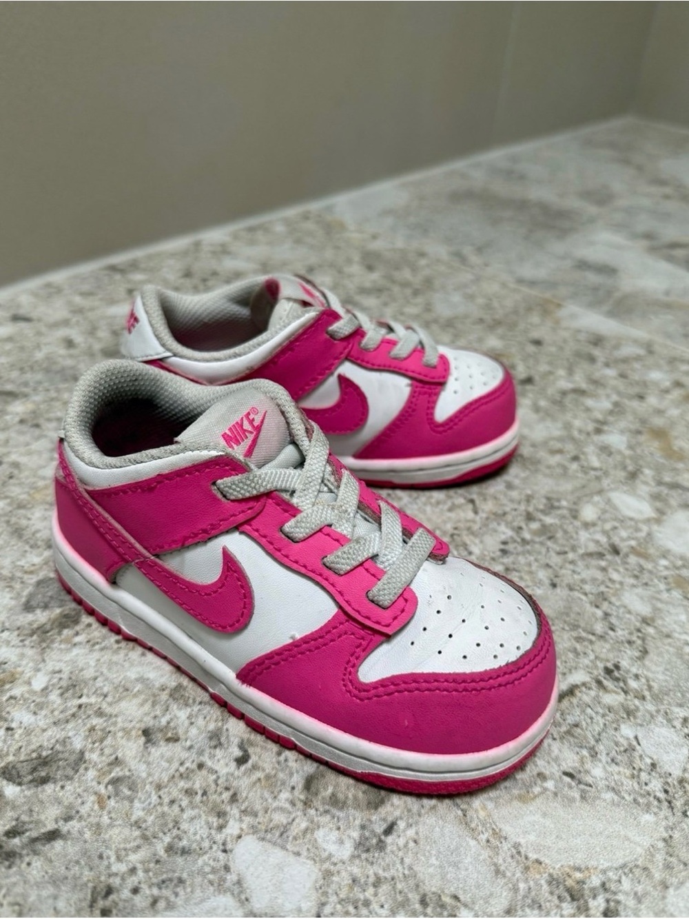 Nike Kids' Low-Top Sneakers — White & Bright Pink - Size: US 8C / EUR: 25